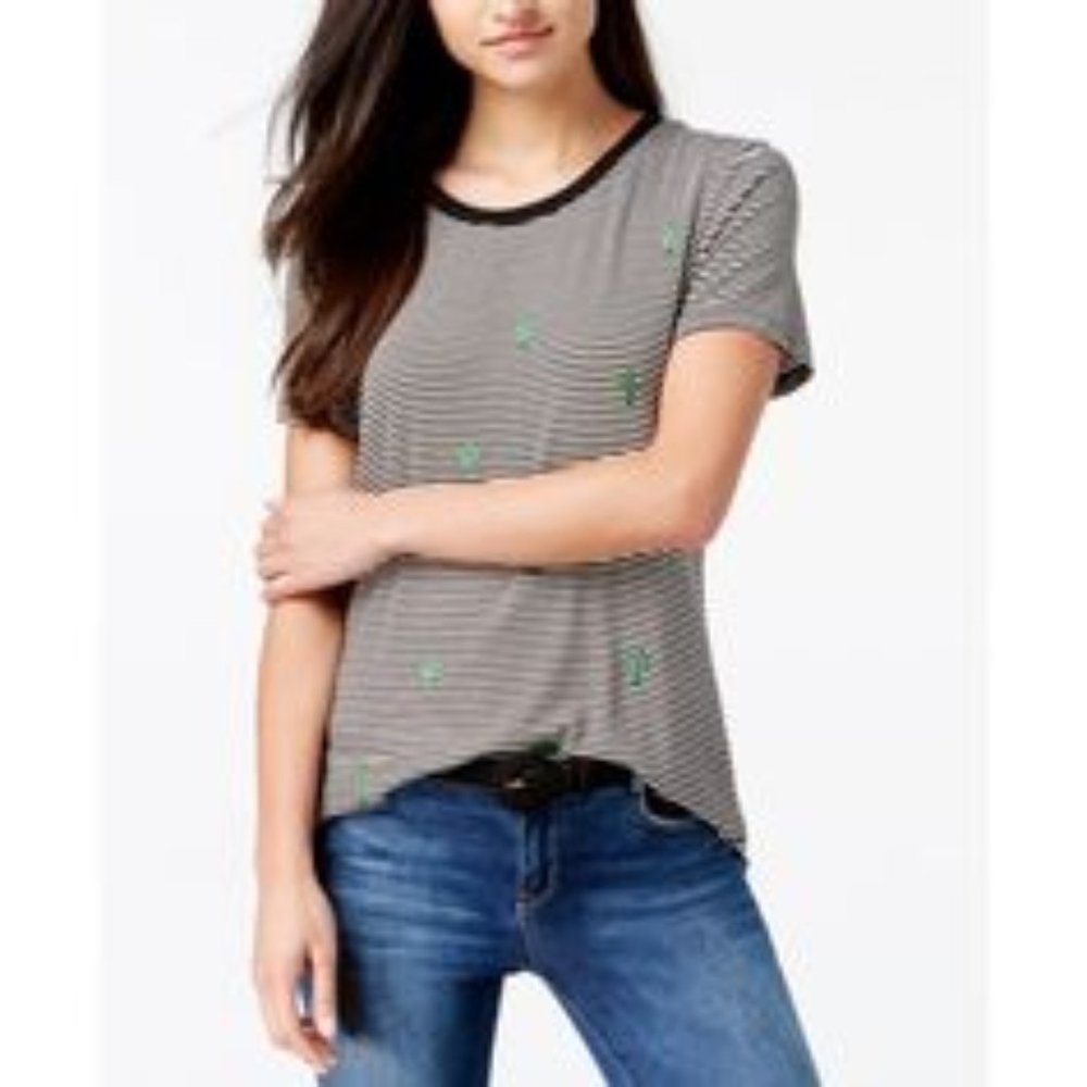 Carbon Copy Juniors Black White Short-Sleeve